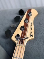 Luthier and player Fernando Giovannetti ``X-Vector Bass`` Burl poplar top