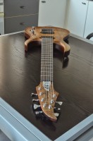 http://www.oniricaguitars.com            http://www.sevenstring.org/forum/sevenstring-guitars/292590-ngd-onirica-custom-build-photo-hi-res-italian-customs.html